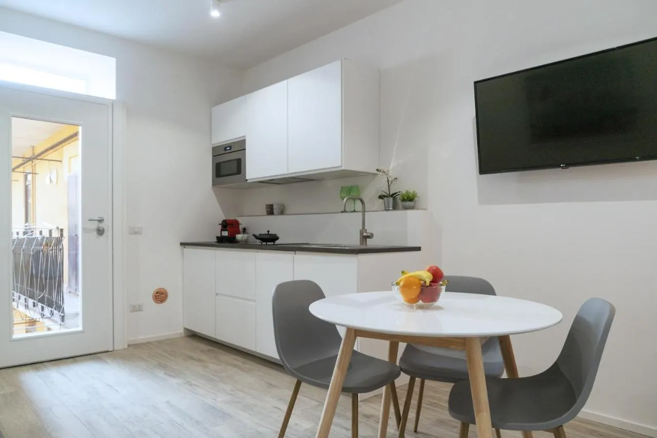 Mi Home Navigli Mailand 0*,